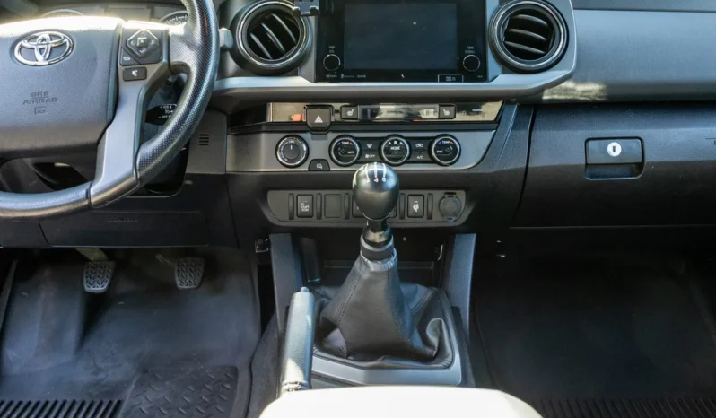 
								2016 Toyota Tacoma TRD Off-Road Double Cab V6 full									