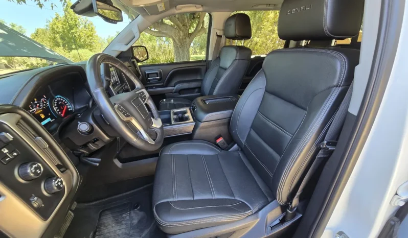 
								2018 GMC Sierra 1500 Denali Crew Cab full									