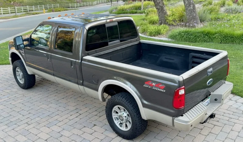 
								2009 Ford F-250 King Ranch Crew Cab Power Stroke full									