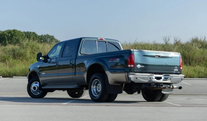 
								2005 Ford F-350 Super Duty King Ranch Crew Cab full									