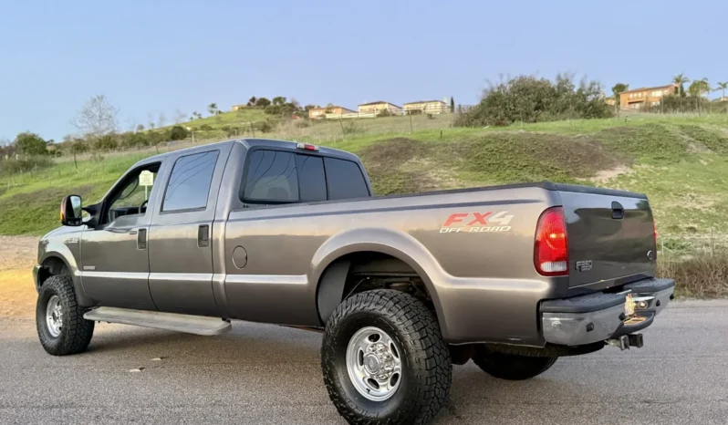 
								2004 Ford F-350 Super Duty Lariat Crew Cab full									