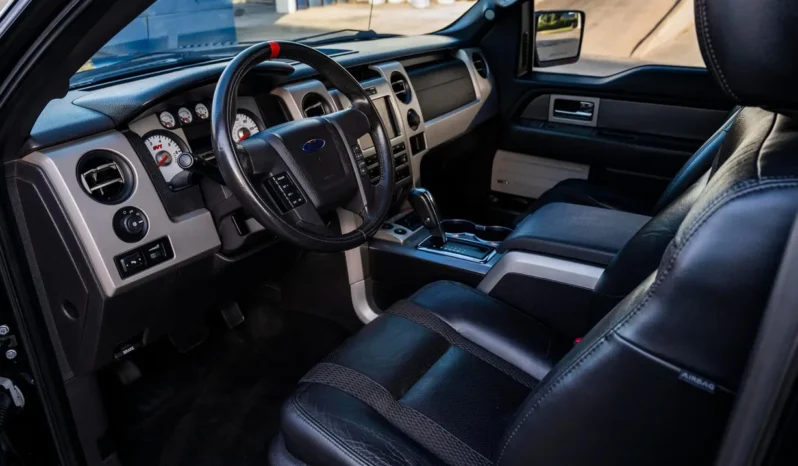
								2010 Ford F-150 SVT Raptor SuperCab full									