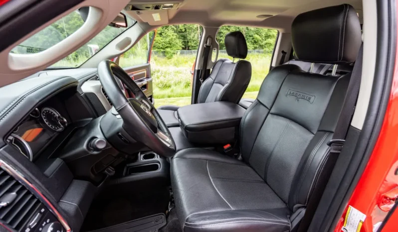 
								2018 Ram 3500 Laramie Crew Cab Dually full									