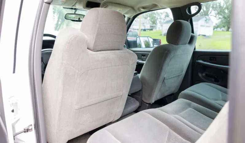 
								2005 Chevrolet Silverado 2500HD LS Crew Cab Duramax full									