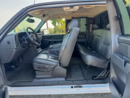 
										2005 GMC Sierra 2500HD SLT Extended Cab full									