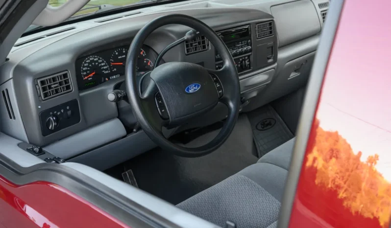 
								2004 Ford F-350 Super Duty XLT Crew Cab 4×4 full									