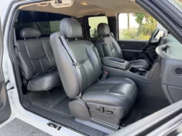 
										2005 GMC Sierra 2500HD SLT Extended Cab full									