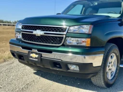 
										2006 Chevrolet Silverado 1500 LT 4×4 full									
