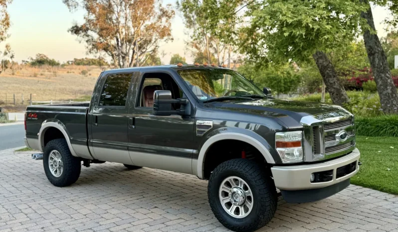 
								2009 Ford F-250 King Ranch Crew Cab Power Stroke full									