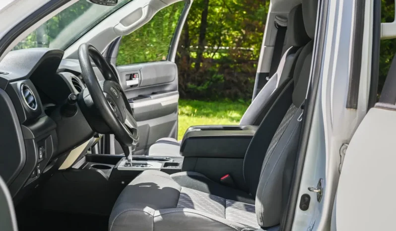 
								2018 Toyota Tundra SR5 Double Cab TRD Sport full									