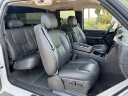 
										2005 GMC Sierra 2500HD SLT Extended Cab full									