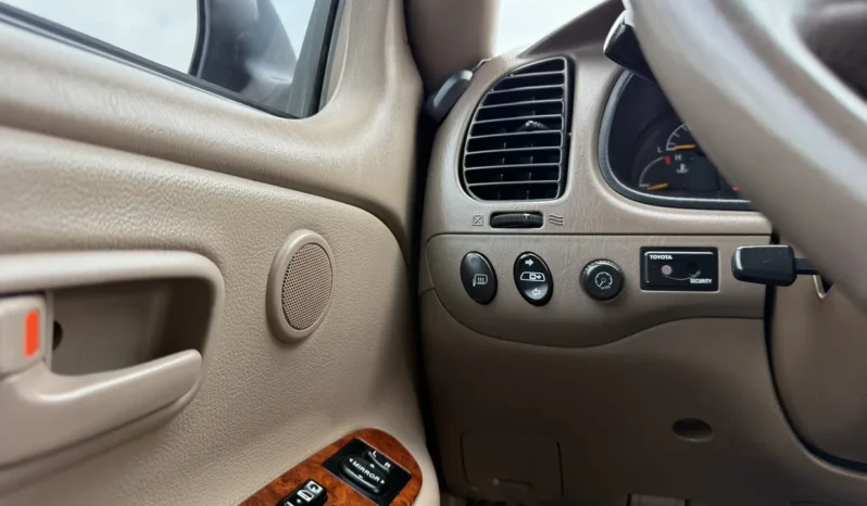
								2004 Toyota Tundra Limited Access Cab V8 full									