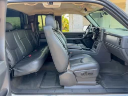 
										2005 GMC Sierra 2500HD SLT Extended Cab full									