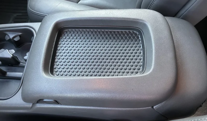 
								2005 GMC Sierra 2500HD SLT 4×4 full									
