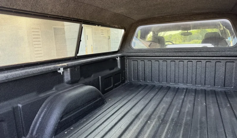 
								2005 GMC Sierra 2500HD SLT Extended Cab full									
