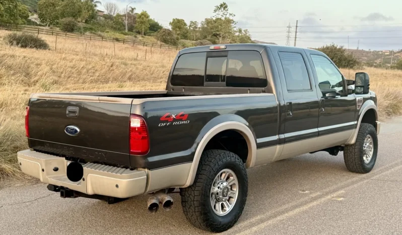 
								2009 Ford F-250 King Ranch Crew Cab Power Stroke full									