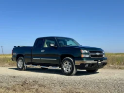 
										2006 Chevrolet Silverado 1500 LT 4×4 full									