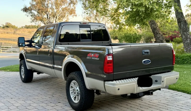 
								2009 Ford F-250 King Ranch Crew Cab Power Stroke full									