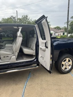 
										2011 Chevrolet Silverado 2500HD LTZ Extended Cab Duramax full									