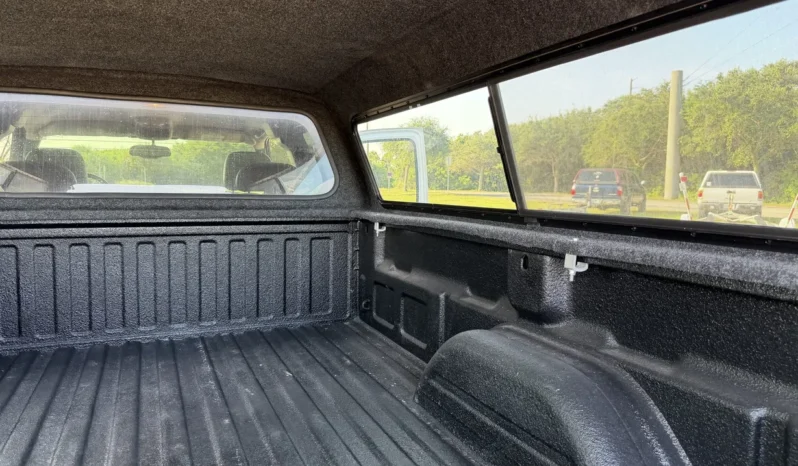 
								2005 GMC Sierra 2500HD SLT Extended Cab full									