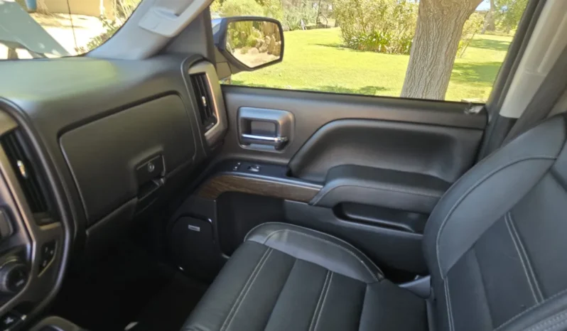 
								2018 GMC Sierra 1500 Denali Crew Cab full									