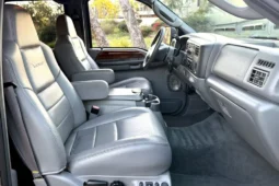 
										2004 Ford F-350 Super Duty Lariat Crew Cab full									