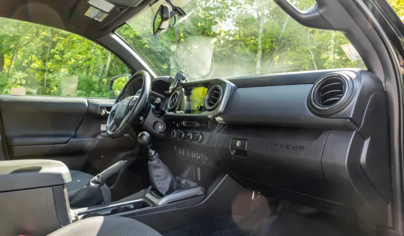 
								2016 Toyota Tacoma TRD Off-Road Double Cab V6 full									