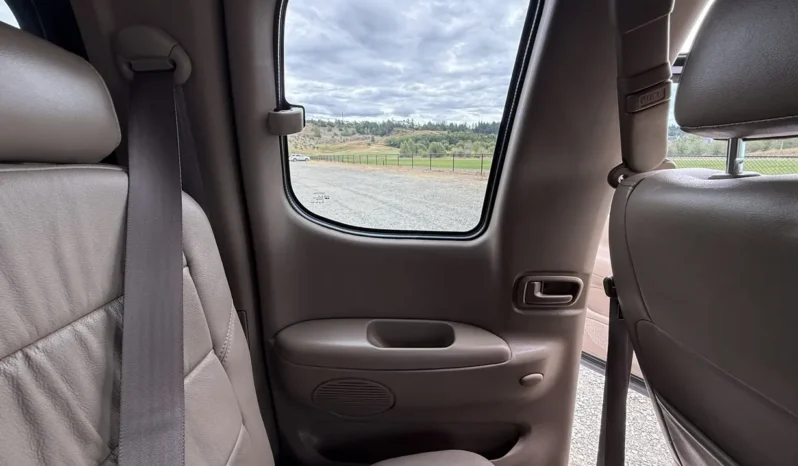 
								2004 Toyota Tundra Limited Access Cab V8 full									