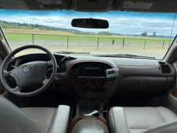 
										2004 Toyota Tundra Limited Access Cab V8 full									