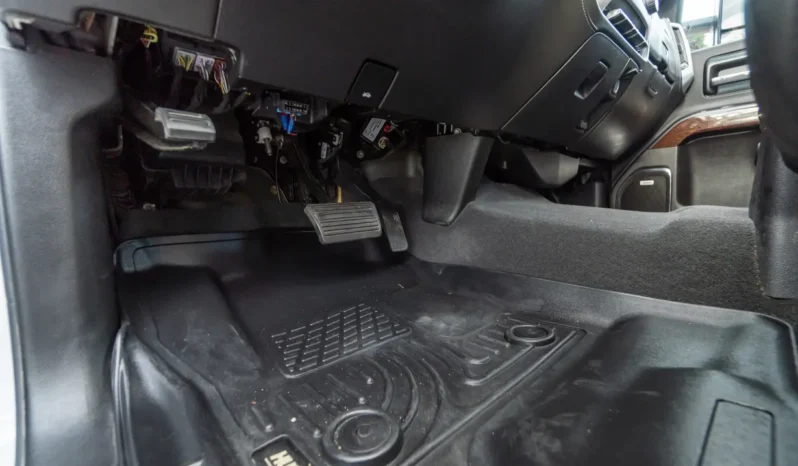 
								2019 GMC Sierra 2500HD SLT Crew Cab Duramax full									