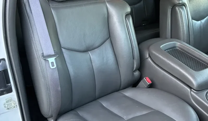 
								2005 GMC Sierra 2500HD SLT 4×4 full									