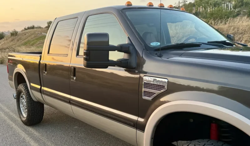 
								2009 Ford F-250 King Ranch Crew Cab Power Stroke full									