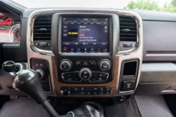 
										2018 Ram 3500 Laramie Crew Cab Dually full									