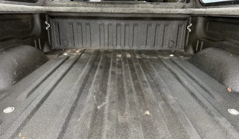
								2004 Toyota Tundra Limited Access Cab V8 full									