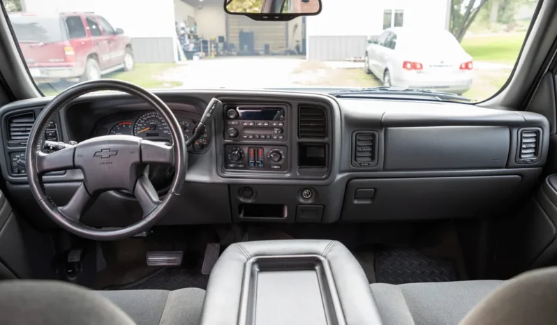 
								2005 Chevrolet Silverado 2500HD LS Crew Cab Duramax full									