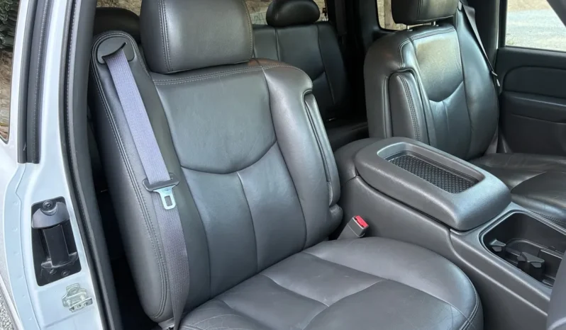 
								2005 GMC Sierra 2500HD SLT 4×4 full									