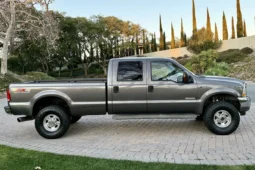 
										2004 Ford F-350 Super Duty Lariat Crew Cab full									