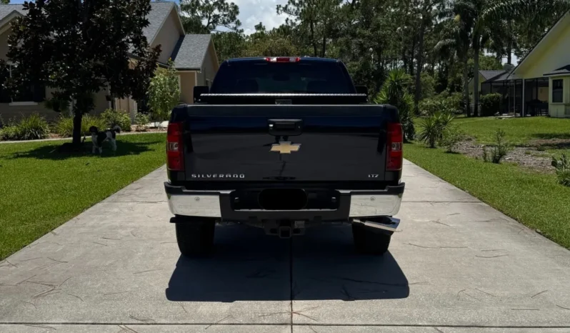 
								2011 Chevrolet Silverado 2500HD LTZ Extended Cab Duramax full									