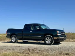 
										2006 Chevrolet Silverado 1500 LT 4×4 full									