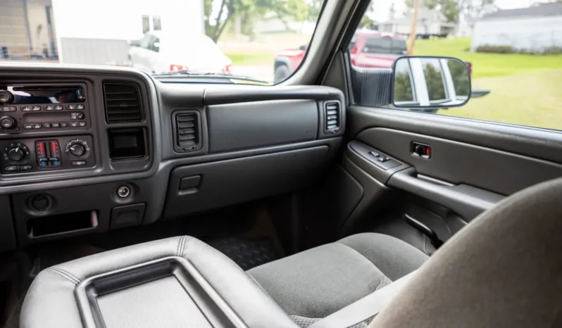 
								2005 Chevrolet Silverado 2500HD LS Crew Cab Duramax full									