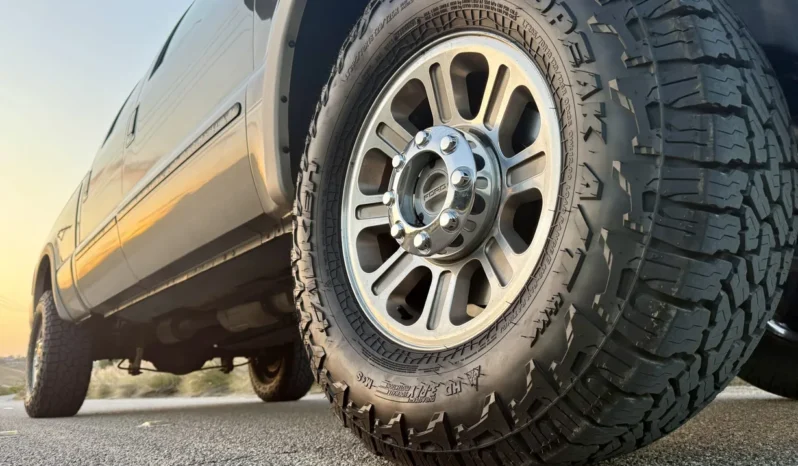 
								2009 Ford F-250 King Ranch Crew Cab Power Stroke full									