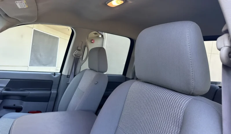 
								2009 Dodge Ram 2500 SLT Quad Cab Cummins full									