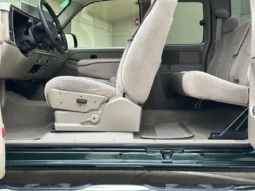
										2006 Chevrolet Silverado 1500 LT 4×4 full									
