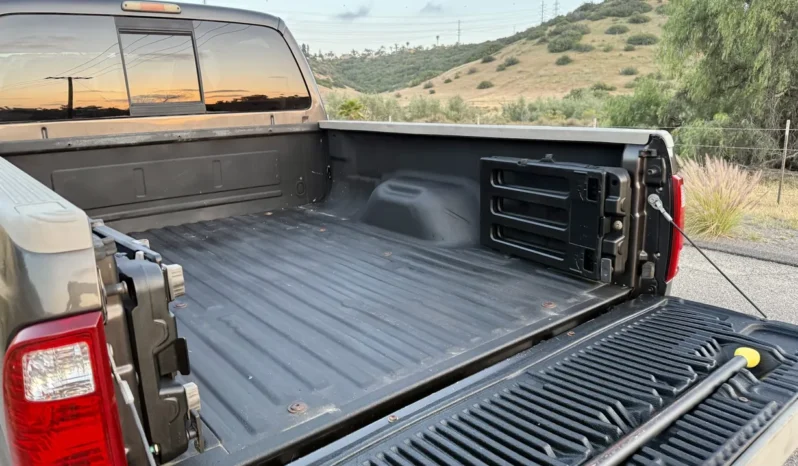 
								2009 Ford F-250 King Ranch Crew Cab Power Stroke full									