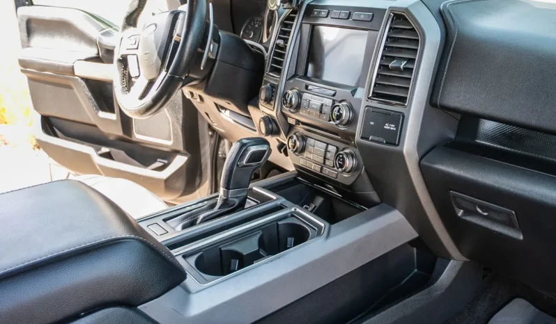 
								2018 Ford F-150 Raptor SuperCrew full									