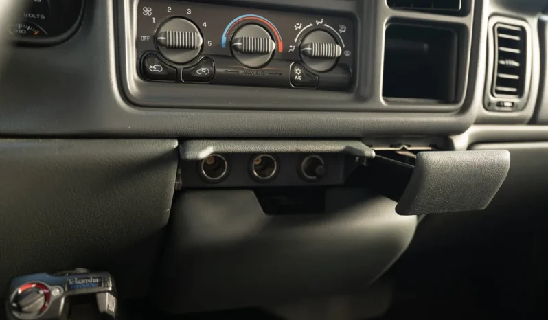 
								2002 Chevrolet Silverado 2500HD LS Duramax full									