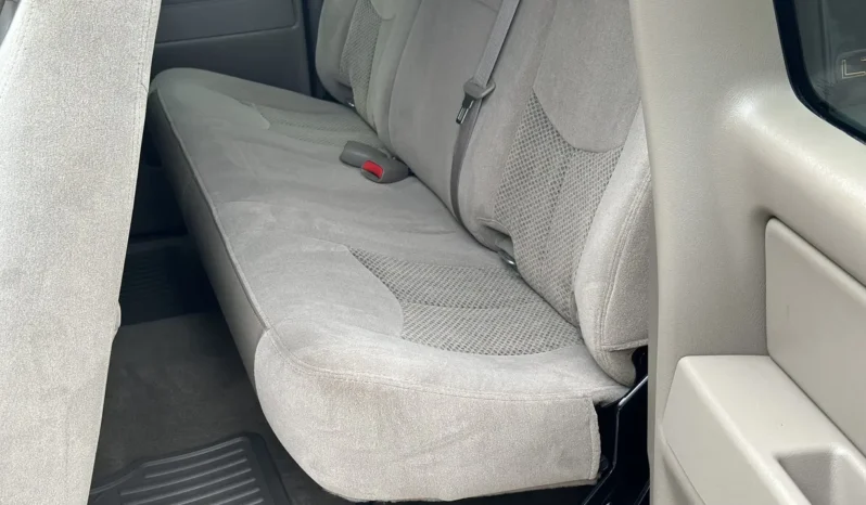 
								2006 Chevrolet Silverado 1500 LT 4×4 full									