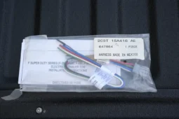 
										2004 Ford F-350 Super Duty XLT Crew Cab 4×4 full									