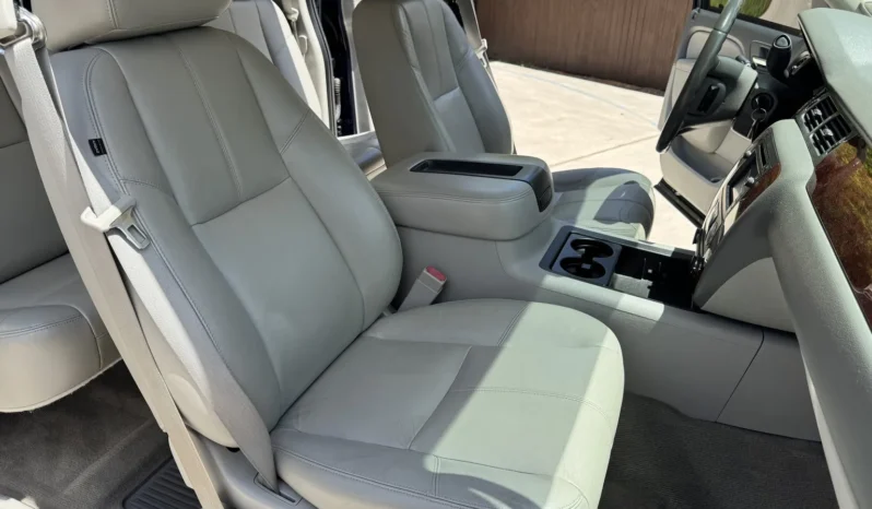 
								2011 Chevrolet Silverado 2500HD LTZ Extended Cab Duramax full									