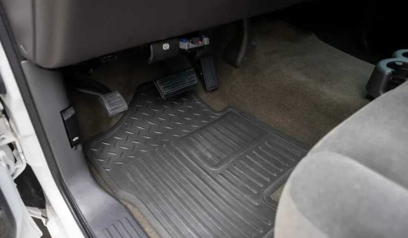 
								2005 Chevrolet Silverado 2500HD LS Crew Cab Duramax full									
